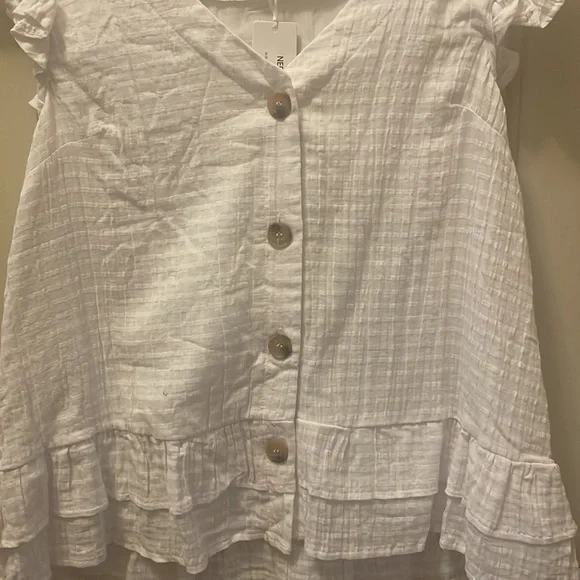 Women’s white button down blouse with ruffled edge. - Picture 2 of 4
